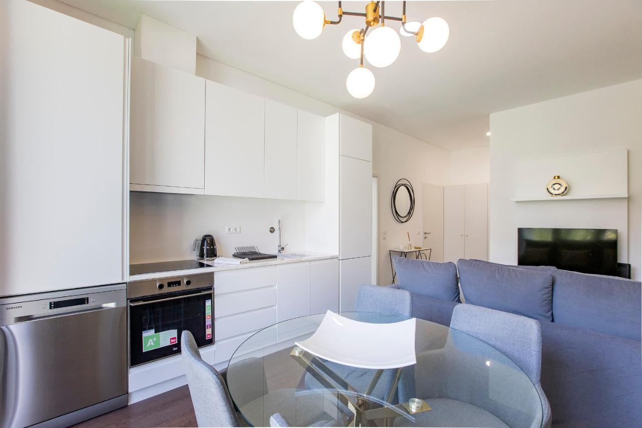 Superb 1Br Flat W/ Garden, Ac & Free Parking By Lovelystay Πόρτο Εξωτερικό φωτογραφία
